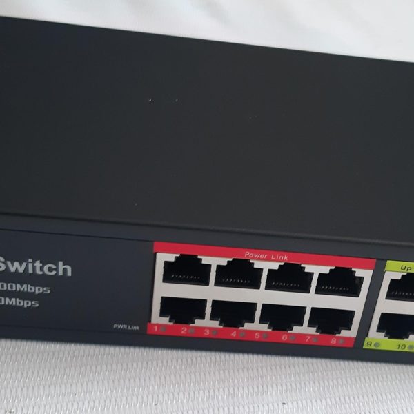 PoE Switch 8 Port - 1000Mbps 8 Port PoE+2 Port RJ45 Uplinks for IP CCTV Cameras.